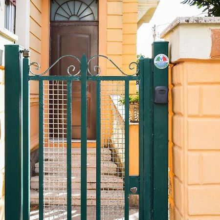 Seaside Apartament Near The Beach Минтурно Екстериор снимка